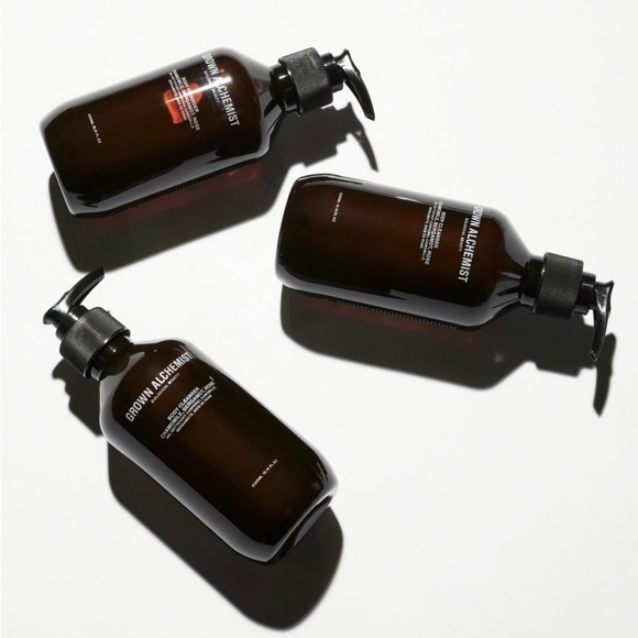 Grown Alchemist Body Cleanser | NEW | Chamomile Bergamot Rose 500mL - Picture 2 of 7